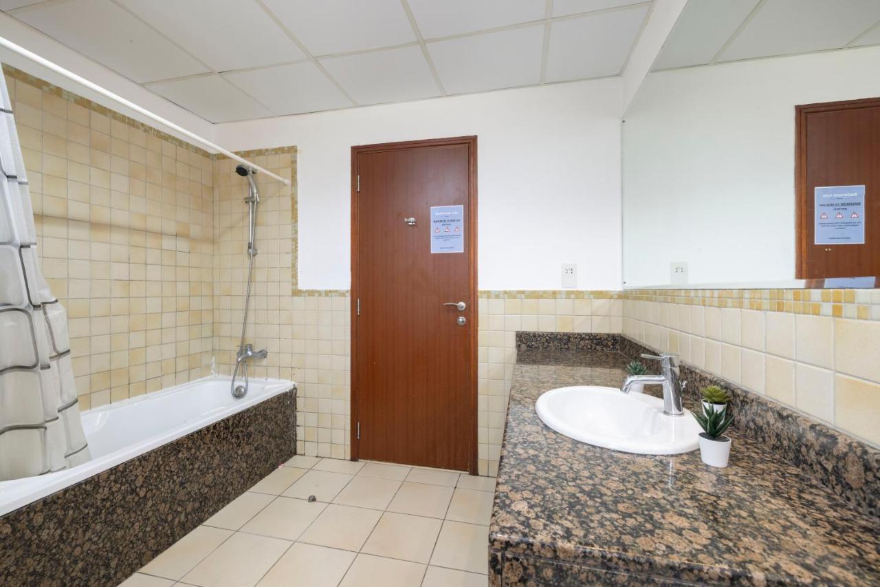 Next'House - Jbr Beach Hostel - Pool - Walk To Jbr Beach - Metro Station Dubái Exterior foto